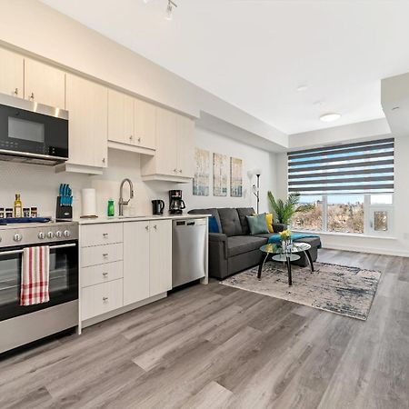 Appartement Luxury 1Br King Bed Unit - Private Balcony à Kitchener Extérieur photo